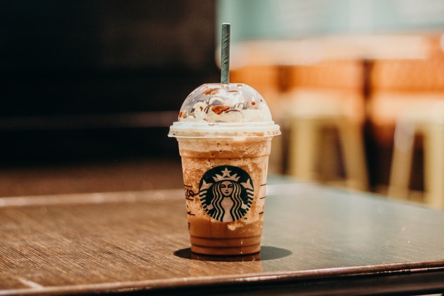 ¡Las 23 bebidas más dulces de Starbucks! Llamando a todos los amantes del azúcar