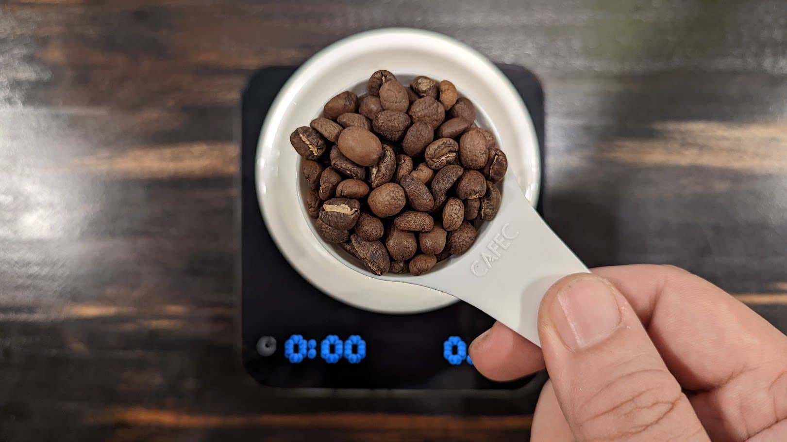 Calculadora de la proporción de café a agua: la taza perfecta cada vez