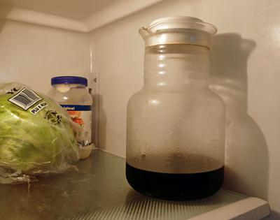 ¿Cuánto tiempo puedo conservar el café en el frigorífico?