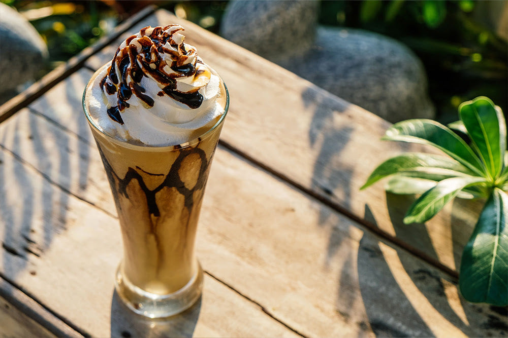 Delicias de caramelo: las 10 mejores bebidas de caramelo de Starbucks para probar
