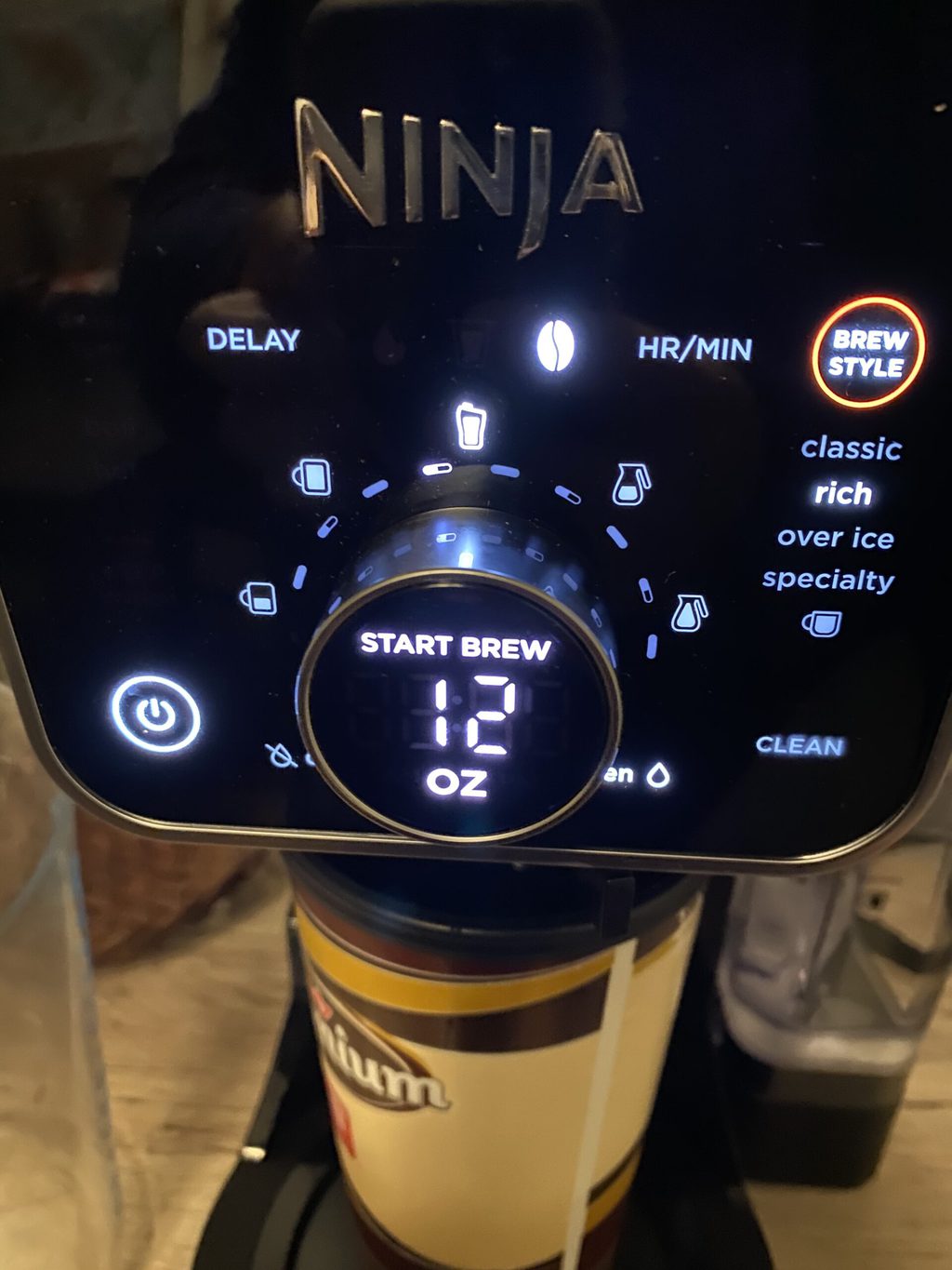 Cómo utilizar una cafetera Ninja