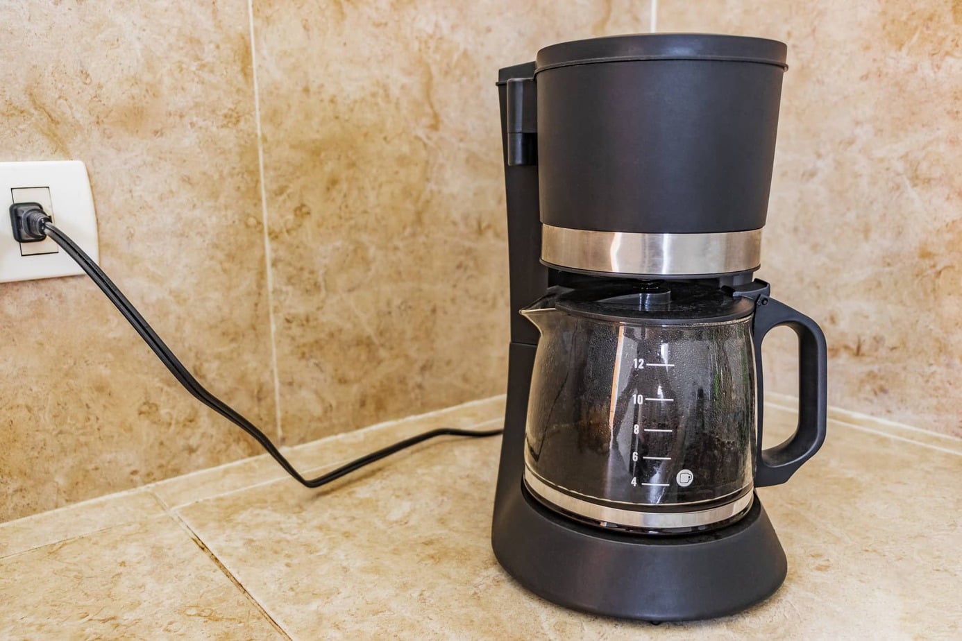Cómo apagar la luz intermitente de Limpieza en Mr. Coffee