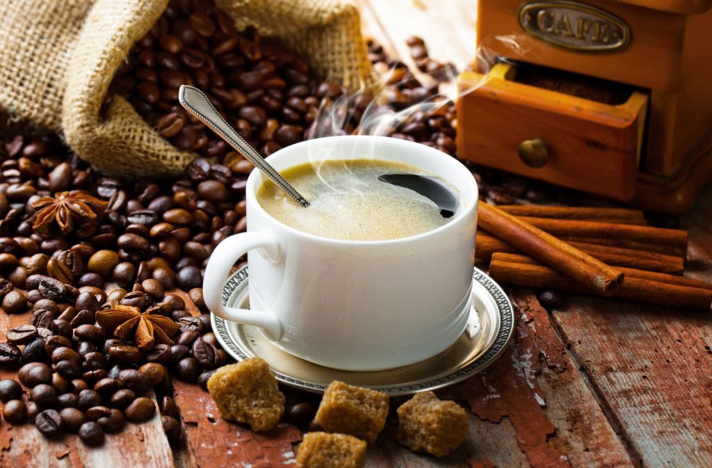 Espresso Lungo versus Americano | café estimulante de la vida